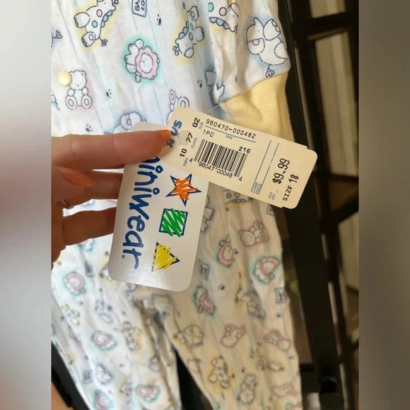 Vintage 90s toys r us onesie baby coveralls pajamas unisex animals embroidered - Picture 5 of 6